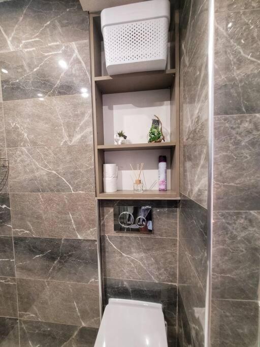 Love Room A Cannes - Appartement 25M2 Pour 2 Personnes Avec Un Jacuzzi Prive Exteriör bild