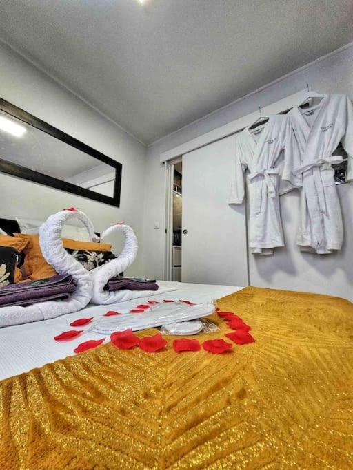 Love Room A Cannes - Appartement 25M2 Pour 2 Personnes Avec Un Jacuzzi Prive Exteriör bild
